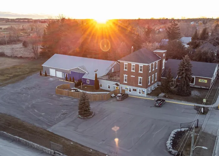 Empire Inn And Suites